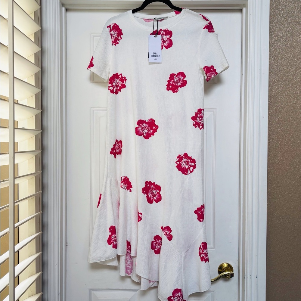 Zara Trafaluc Cream Mini Dress with Pink Floral Textured Print Design